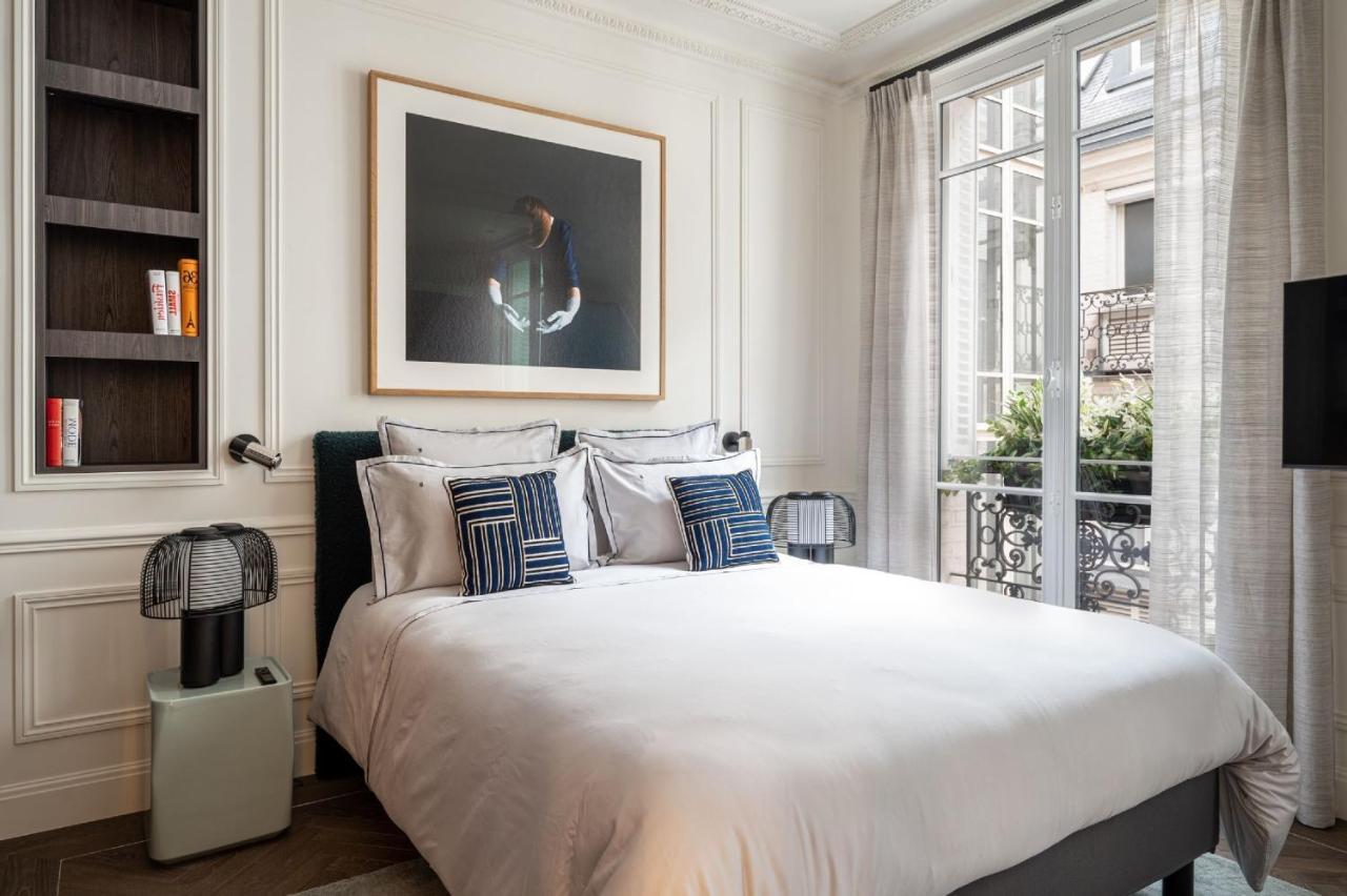 The Very Location Allows To Go Everywhere In In 30 Minutes Paris