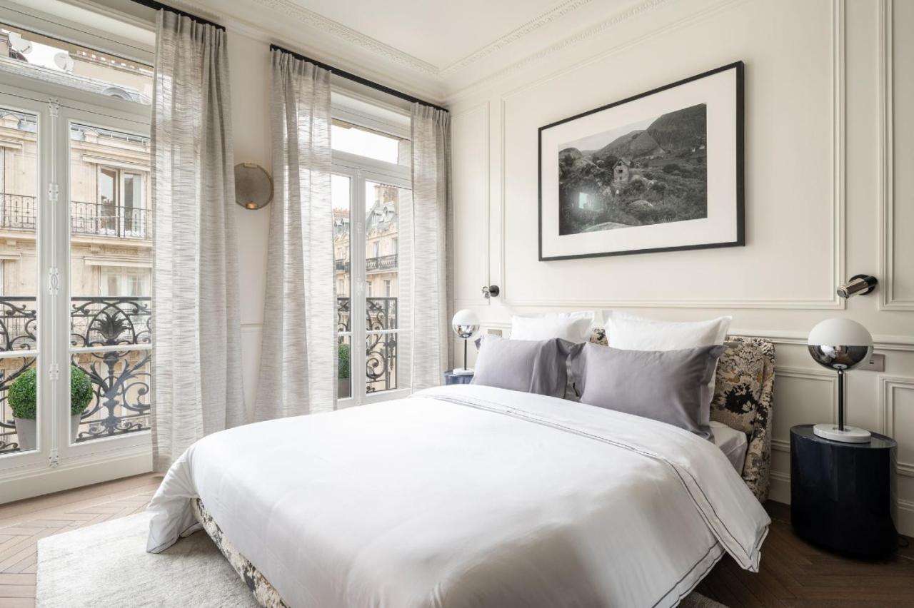 The Very Location Allows To Go Everywhere In In 30 Minutes Paris