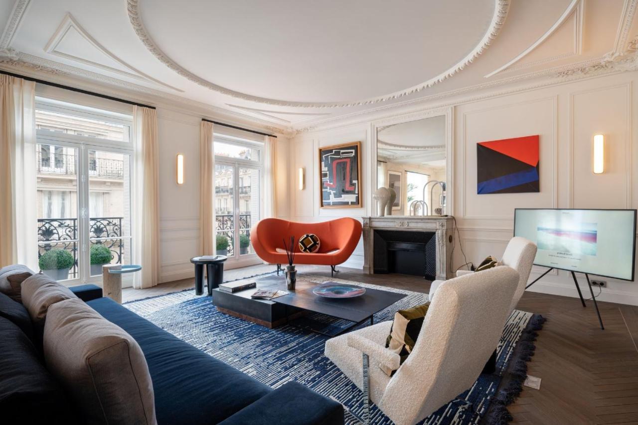 The Very Location Allows To Go Everywhere In In 30 Minutes Paris